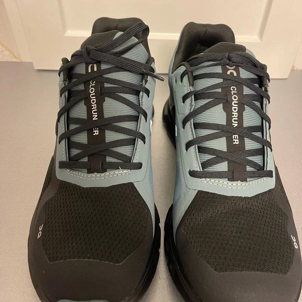 On Cloudrunner 2 - Waterproof Men’s Shoes - Black/Tile 52.98638 - Sz 8 - NIB